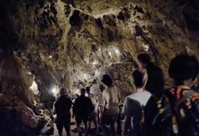 Explorez la grotte La Merveilleuse à Dinant